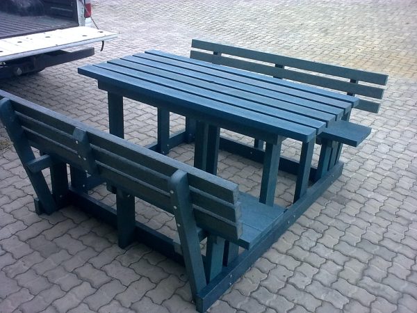 Picnic Set 4-Seater with backs