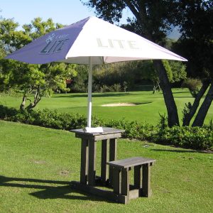 Tee off desk